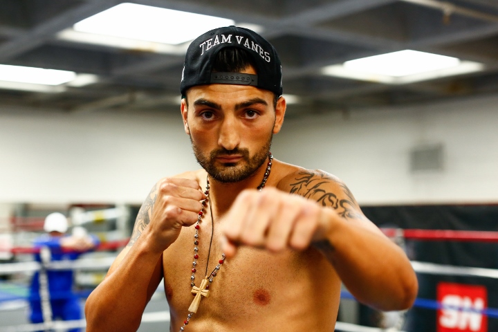 Vanes Martirosyan Inks Deal With New "Cage Boxing" Group
